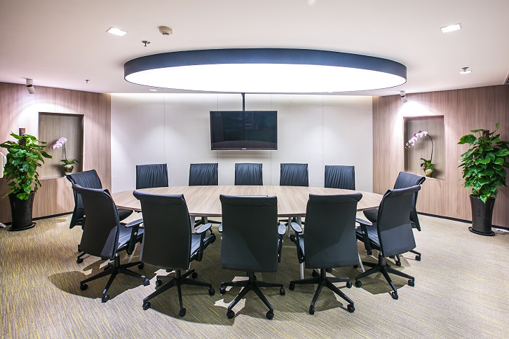 辦公場所定制會(huì)議桌椅